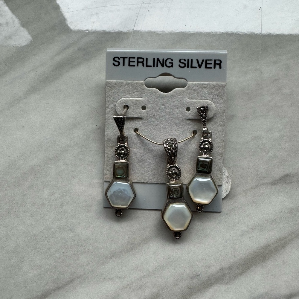 Vintage Earring and Necklace Pendent Set